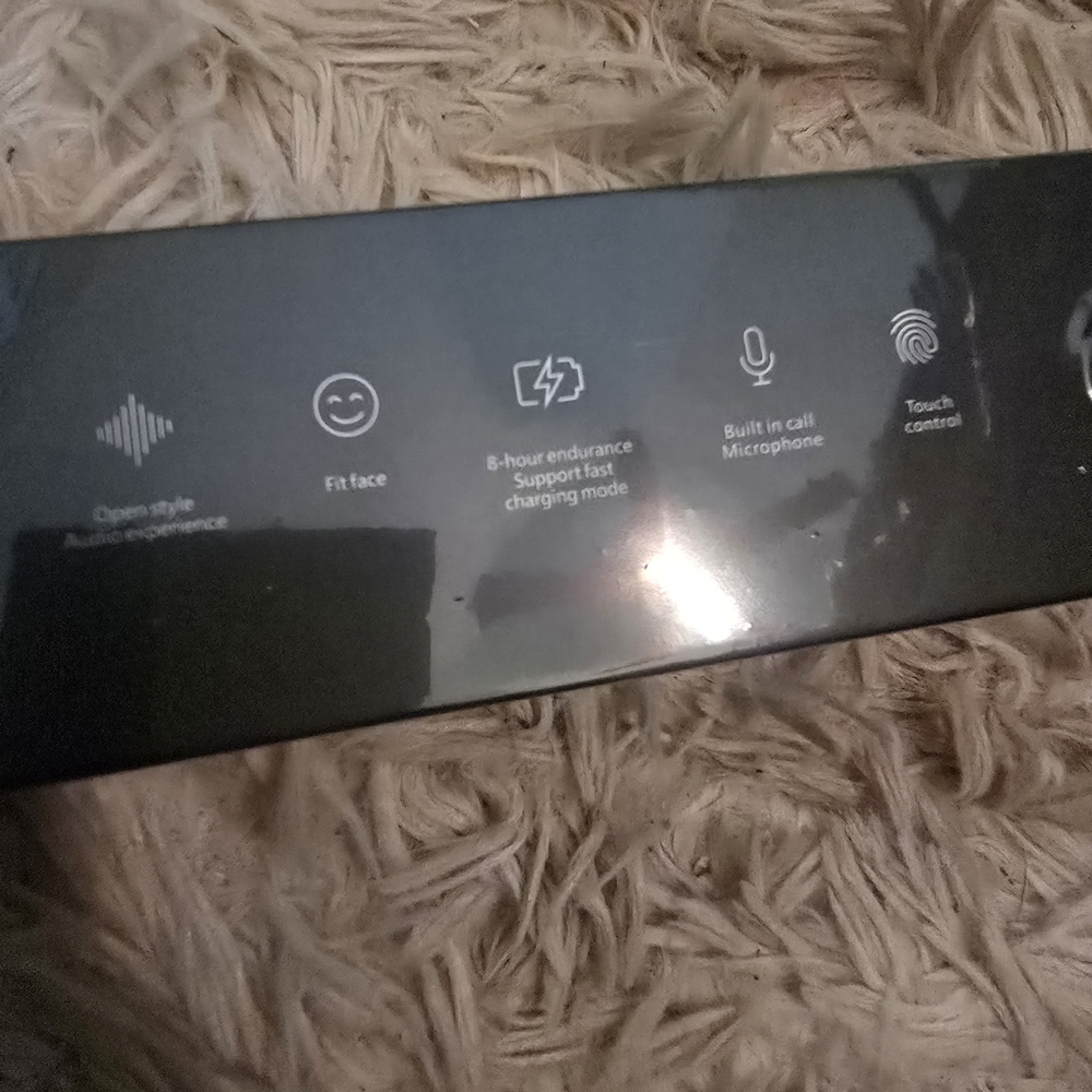 White AI Glasses - Picture 4 of 4